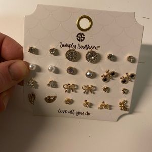 Simply Southern package of earring - brand new